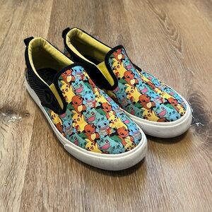 Ground Up Pokemon Pikachu Sneakers Size 6